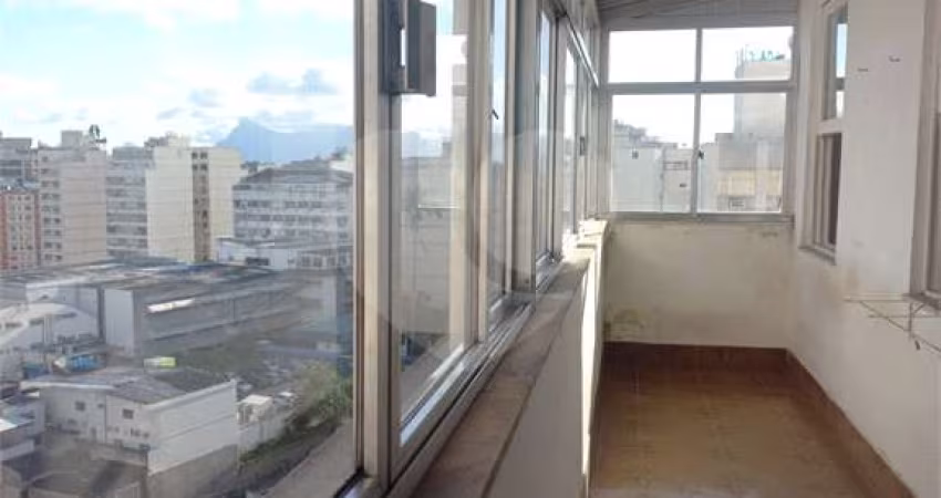 Apartamento com 2 quartos à venda em Centro - RJ