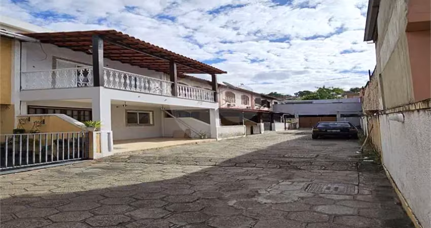 Casa de vila com 2 quartos à venda em colubande - rj