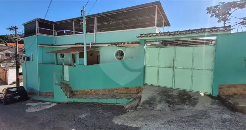 Casa com 2 quartos à venda na Mário Pinotti, Barro Vermelho, São Gonçalo