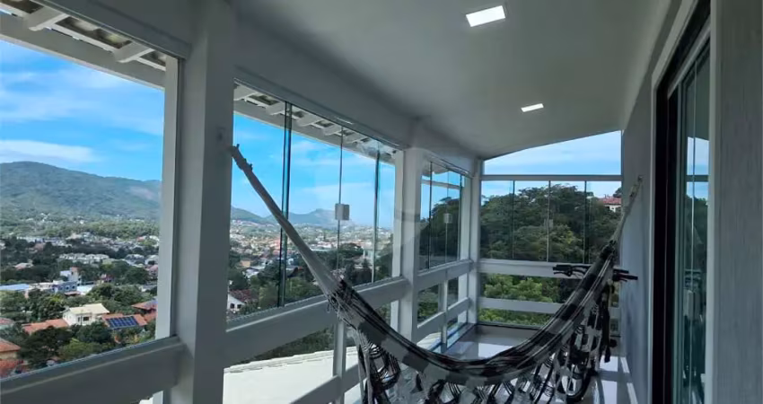 Casa em condomínio fechado com 5 quartos à venda na Avenida Central Ewerton Xavier, Itaipu, Niterói