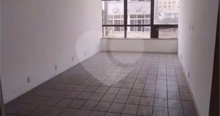 Sala comercial à venda na Rua Aurelino Leal, Centro, Niterói