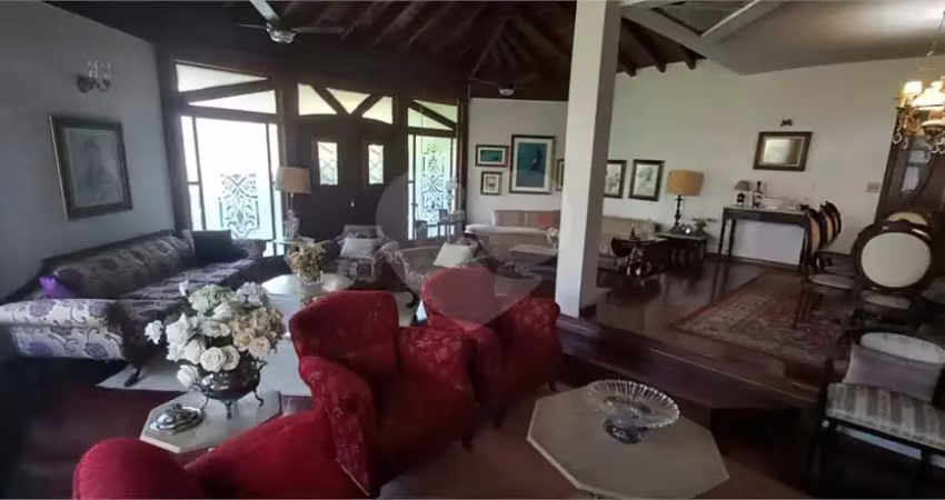 Casa com 4 quartos à venda na Rua Amadeu Gomes, Sapê, Niterói