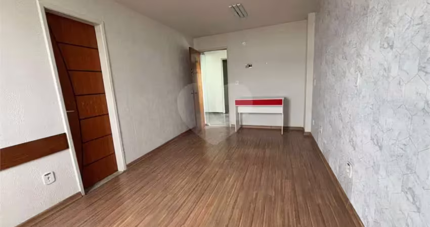 Sala comercial para alugar na Rua Doutor Alfredo Backer, Mutondo, São Gonçalo