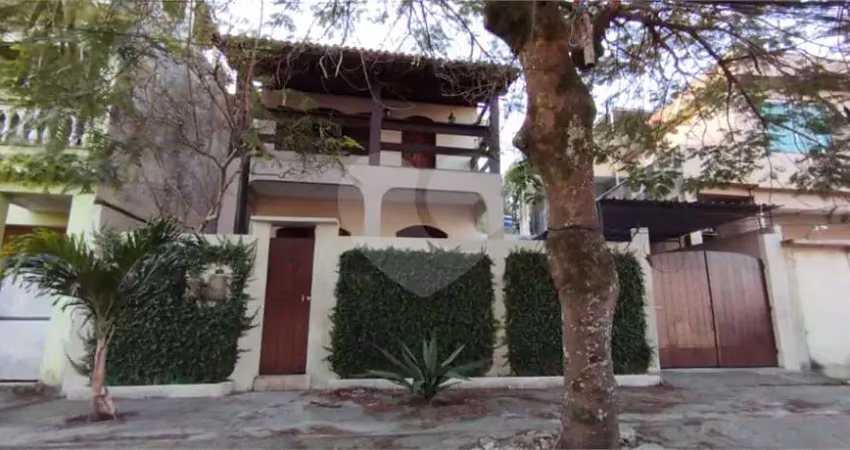 Casa com 3 quartos à venda na Governador Macedo Soares, Porto da Pedra, São Gonçalo
