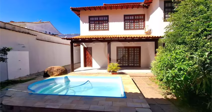 Casa com 5 quartos à venda na Rua Professor Carlos Nélson Ferreira dos Santos, Camboinhas, Niterói