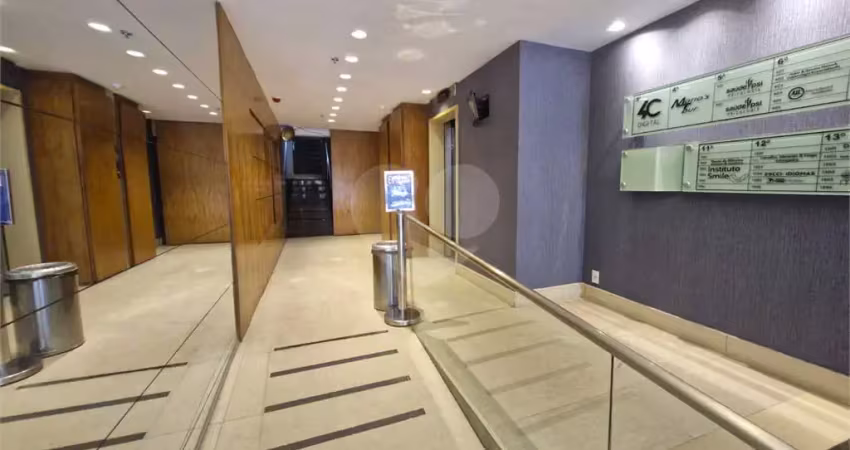 Sala comercial à venda na José Clemente, Centro, Niterói
