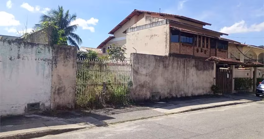 Terreno à venda na Jornalista Mário Dutra, Itaipu, Niterói