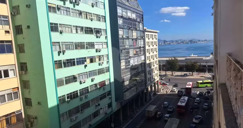 Sala comercial à venda na Avenida Ernani do Amaral Peixoto, Centro, Niterói