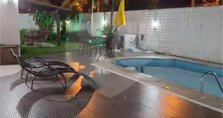 Casa com 4 quartos à venda na Avenida Doutor Acúrcio Torres, Piratininga, Niterói
