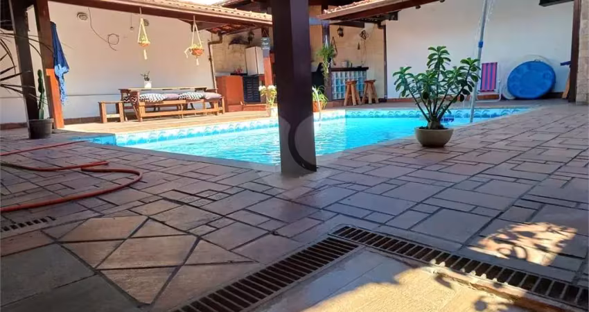 Casa com 3 quartos à venda na Presidente Humberto De Alencar Castelo Branco, Rocha, São Gonçalo