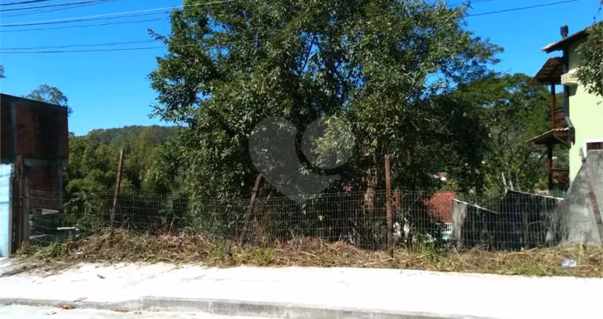 Terreno à venda na Bela Vista, Maria Paula, Niterói