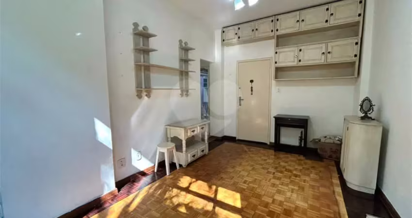 Apartamento com 2 quartos à venda na Rua Doutor Tavares de Macedo, Icaraí, Niterói