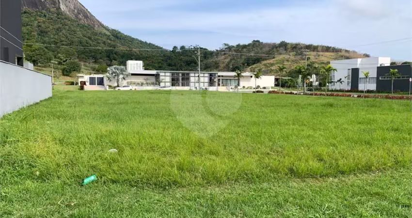 Terreno em condomínio fechado à venda na Rodovia Ernani do Amaral Peixoto, Inoã, Maricá