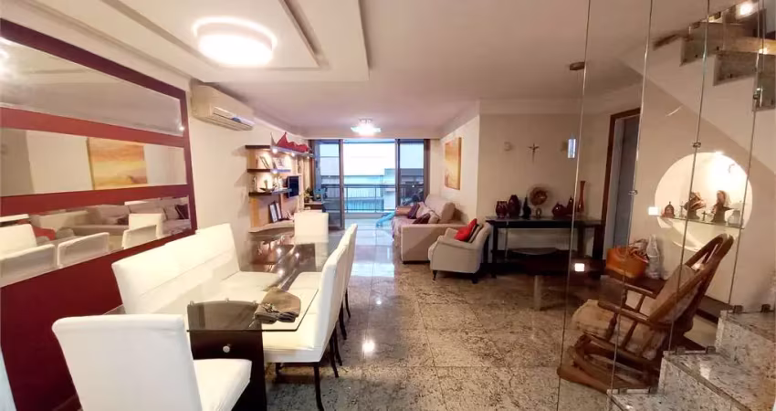 Apartamento com 4 quartos à venda na Rua Álvares de Azevedo, Icaraí, Niterói