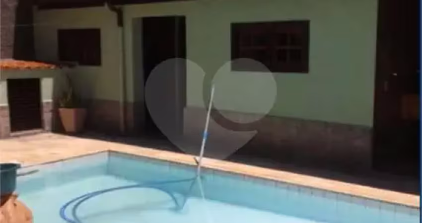 Casa com 5 quartos à venda na Rua Timbiras, São Francisco, Niterói