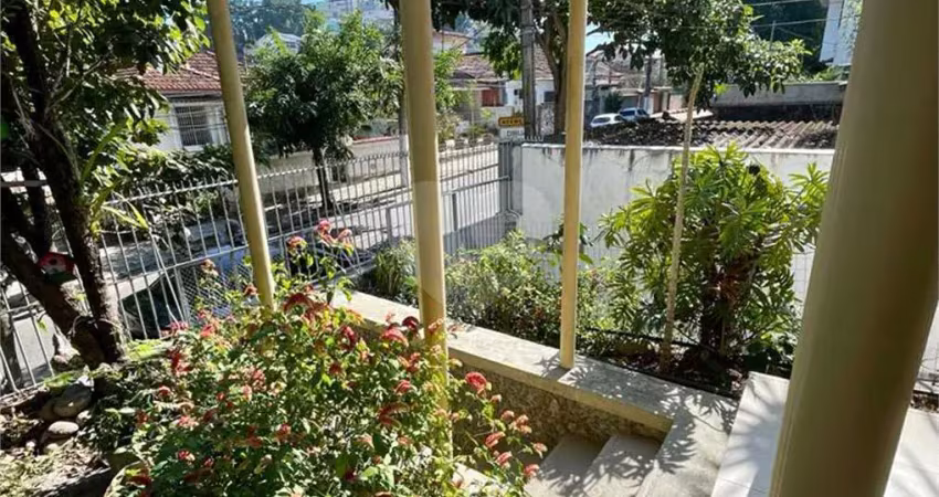 Casa com 6 quartos à venda na Raul Pompéia, Fátima, Niterói
