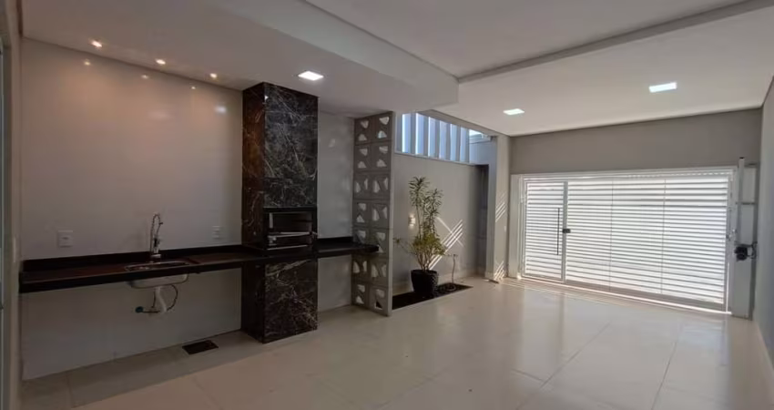 Casa para Venda em Nova Odessa, Vila Azenha, 3 dormitórios, 1 suíte, 2 banheiros, 2 vagas