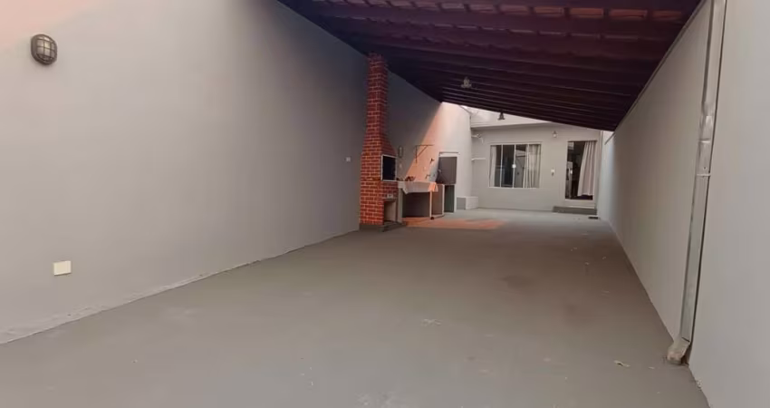 Casa para Venda em Americana, Jardim Ipiranga, 2 dormitórios, 1 suíte, 2 banheiros, 4 vagas