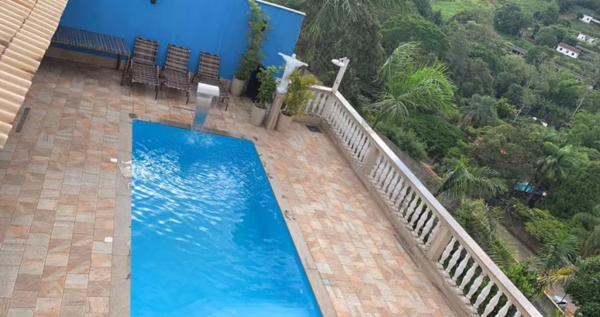 Granja em Barreira do Triunfo, Juiz de fora, MG 900m²