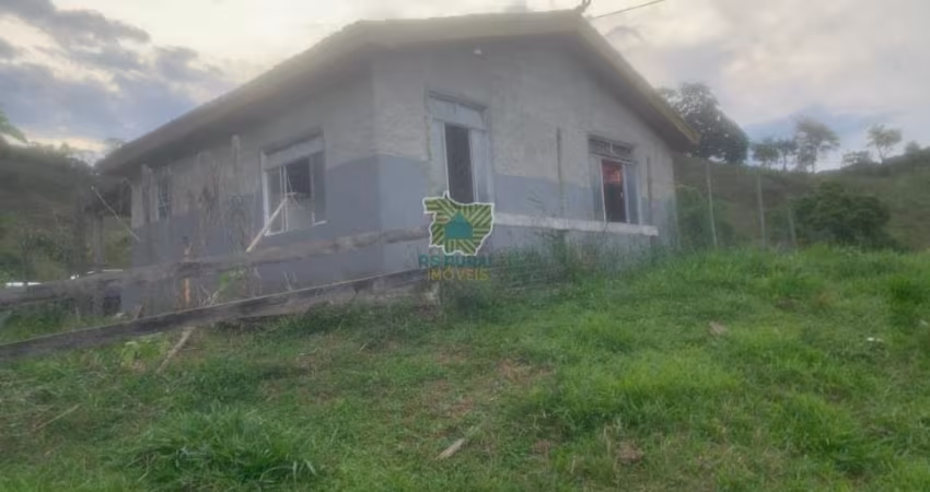 Sítio em Dores de Paraibuna, Santos Dumont, MG 4 hectares