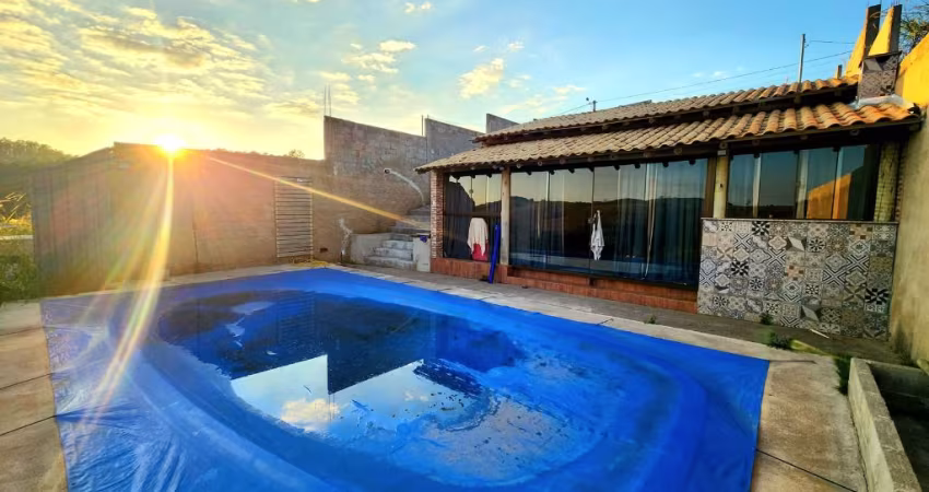 Granja em Chácara, MG 650m²
