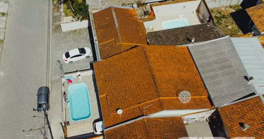 Casa com 3 quartos à venda na Rua Cristine Steil Miquelute, 85, Itinga, Araquari