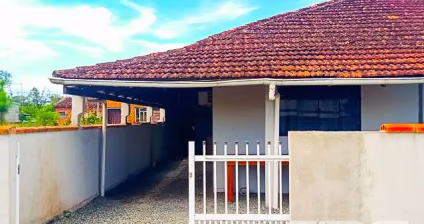 Casa com 3 quartos à venda na Nereu Ramos, 712, Salinas, Balneário Barra do Sul