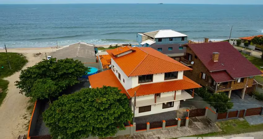 Casa com 7 quartos à venda na Nereu Ramos, 347, Salinas, Balneário Barra do Sul