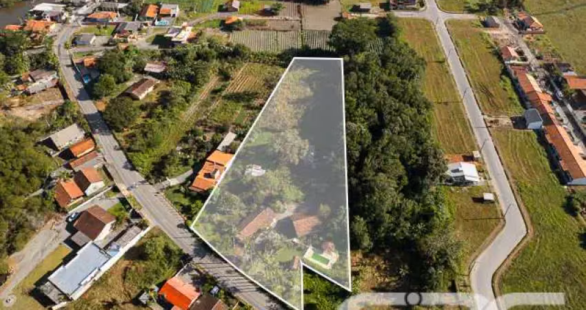 Chácara / sítio com 3 quartos à venda na Rua Prefeito Miguel Tito Rosa, 7337, Barra do Itapocú, Araquari