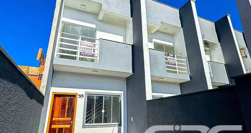 Casa com 2 quartos à venda na Rua Tuiuti, 35, Aventureiro, Joinville