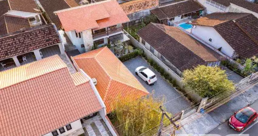 Casa com 3 quartos à venda na Rua Almirante Jaceguay, 103, Costa e Silva, Joinville