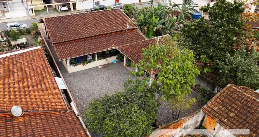Casa com 3 quartos à venda na Ponte Serrada, 270, Comasa, Joinville