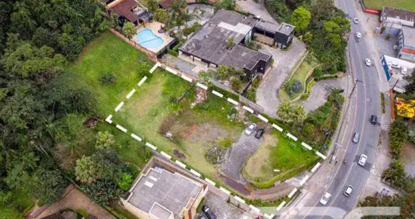 Terreno à venda na Albano Schimdt, 711, Boa Vista, Joinville