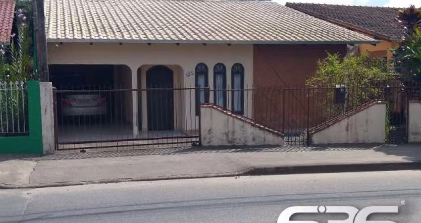 Casa | Joinville | Floresta