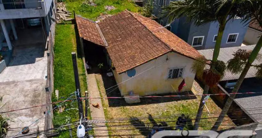 Casa com 2 quartos à venda na Rua dos Mecânicos, 225, Paranaguamirim, Joinville