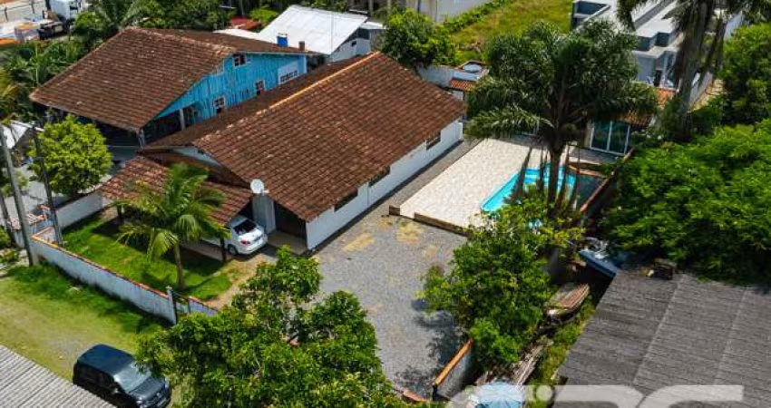 Casa | Balneário Barra do Sul | Costeira
