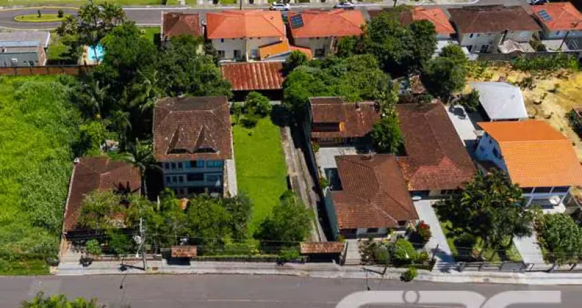 Terreno à venda na Rua Tenente Antônio João, 179, Bom Retiro, Joinville