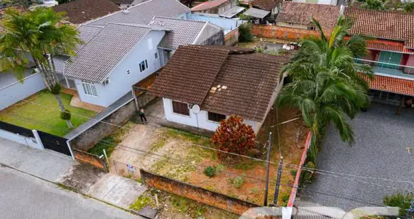Casa com 2 quartos à venda na Rua Tuiuti, 1412, Aventureiro, Joinville