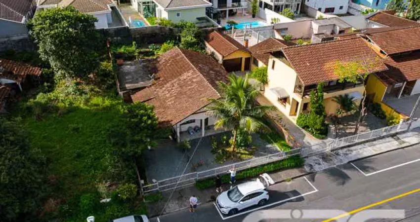 Casa com 3 quartos à venda na Rua Quinze de Novembro, 69, Glória, Joinville