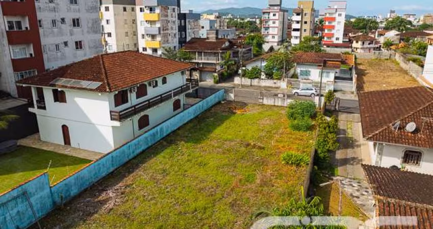 Casa | Joinville | Costa e Silva