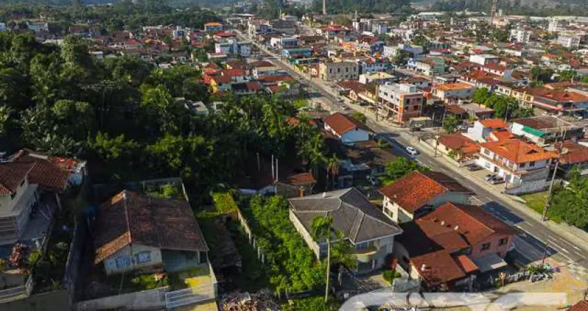 Terreno à venda na Albano Schimdt, 58, Boa Vista, Joinville