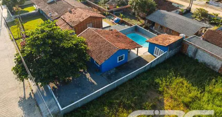 Casa com 3 quartos à venda na Nereu Ramos, 688, Salinas, Balneário Barra do Sul