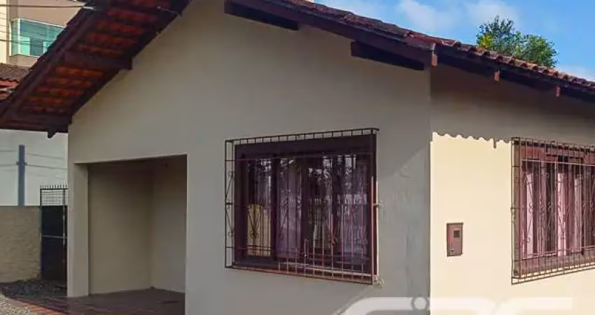 Casa com 4 quartos à venda na Valença, 294, Guanabara, Joinville