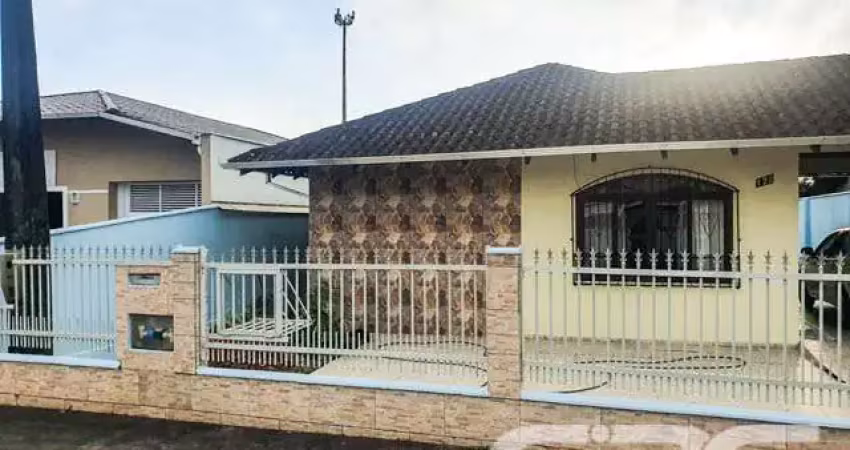 Casa com 3 quartos à venda na Lagoinha, 120, Morro do Meio, Joinville