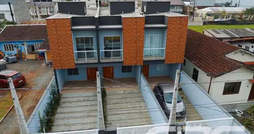 Casa com 3 quartos à venda na Rua Coronel Procópio Gomes, 95, Bucarein, Joinville