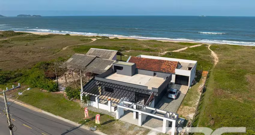 Casa | Balneário Barra do Sul | Salinas
