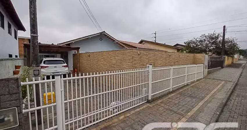 Casa com 3 quartos à venda na Rua Boehmerwald, 59, Boehmerwald, Joinville