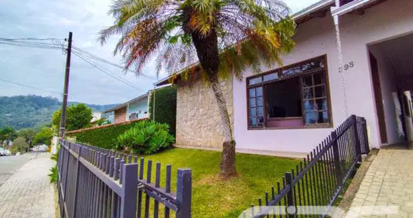 Casa com 3 quartos à venda na Rua Tenente Antônio João, 398, Bom Retiro, Joinville