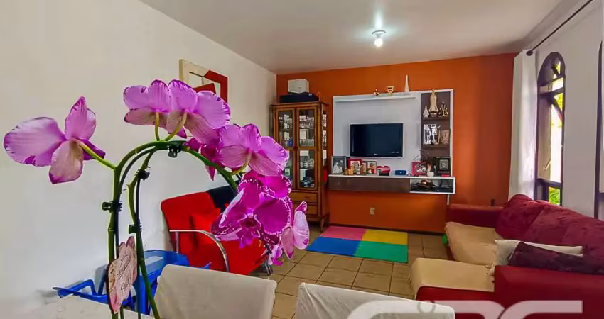 Casa com 3 quartos à venda na Voluntários da Patria, 235, Itaum, Joinville