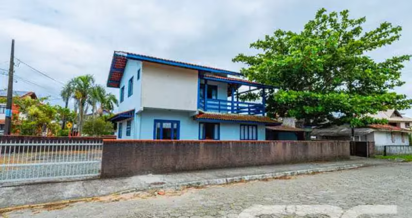 Casa com 5 quartos à venda na Amândio Cabral, 464, Centro, Balneário Barra do Sul